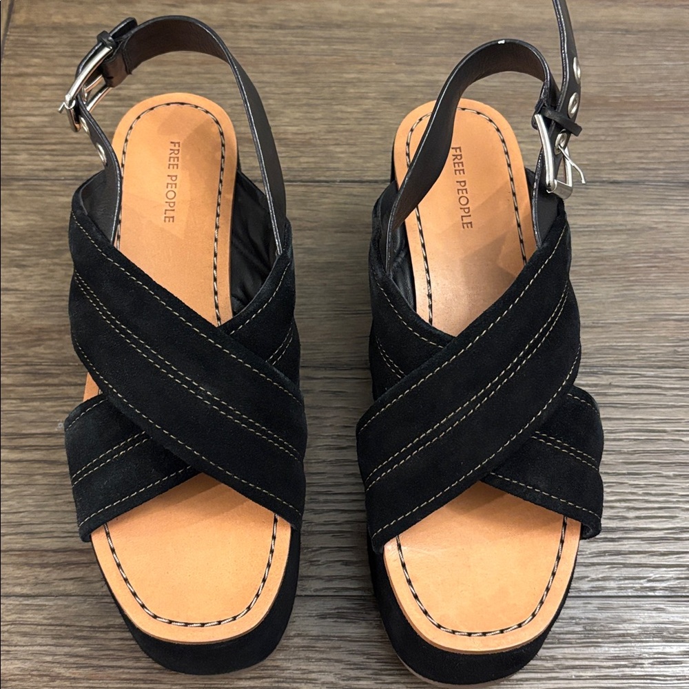 NWOB Free People Black Velvet Strappy Platform Sandals Size 6
